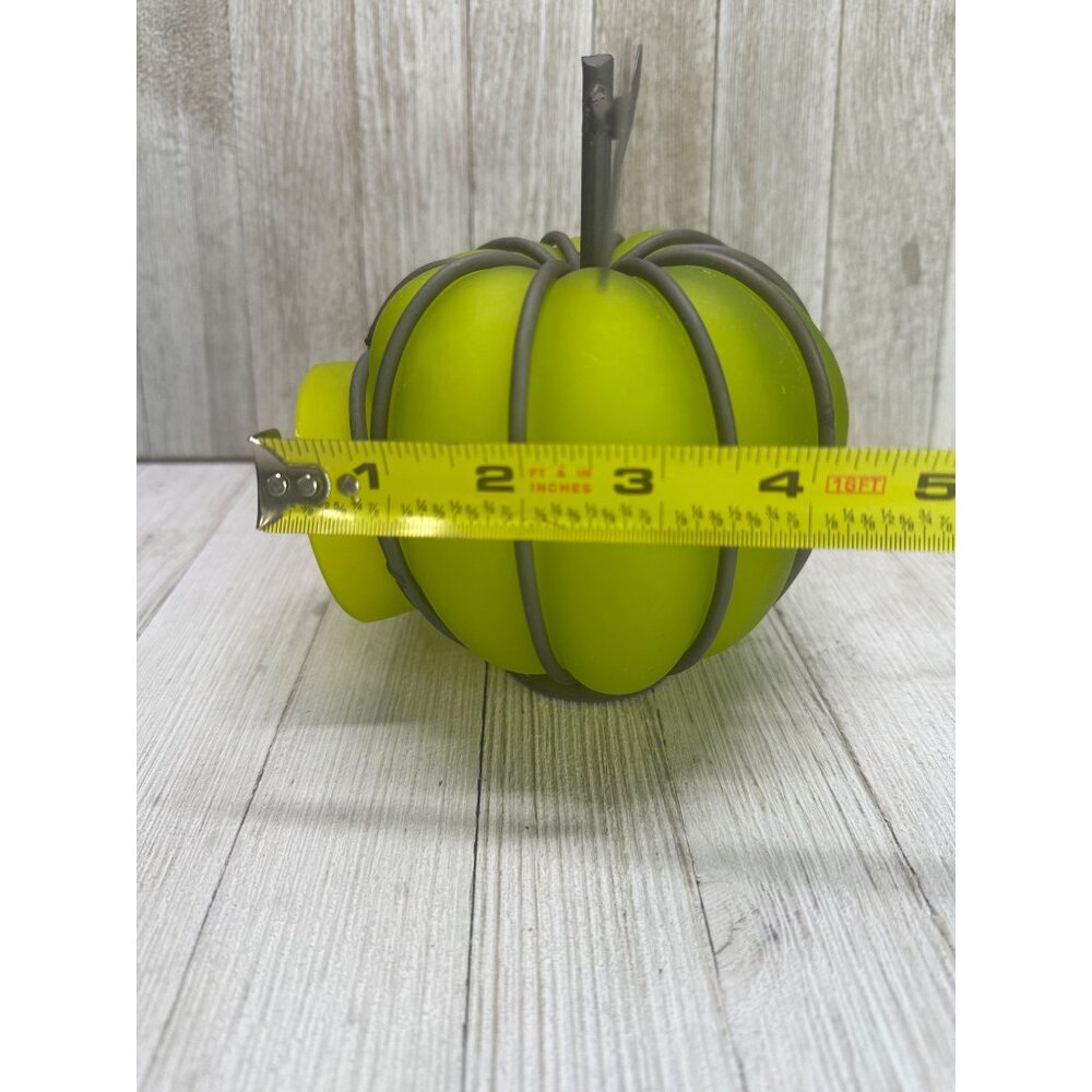 Vtg Glass Metal Green Pumpkin Tea Light Globe 6"H x 5.5"D India Halloween Decor - Picture 8 of 10
